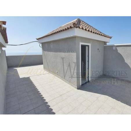 Sprzedaż - Nieruchomości - Dom / Apartament - Calle la Calzada 1