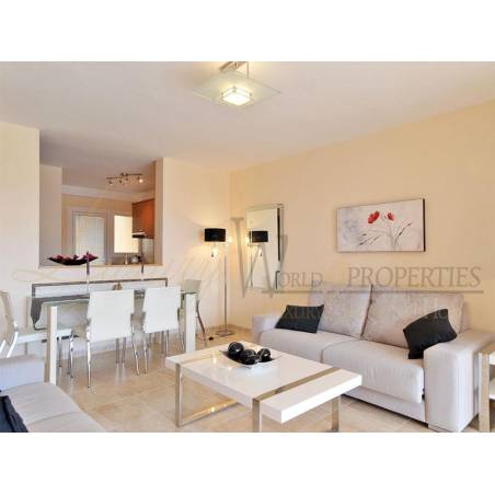 Sprzedaż - Nieruchomości - Dom / Apartament - Avenida Madroñal 2