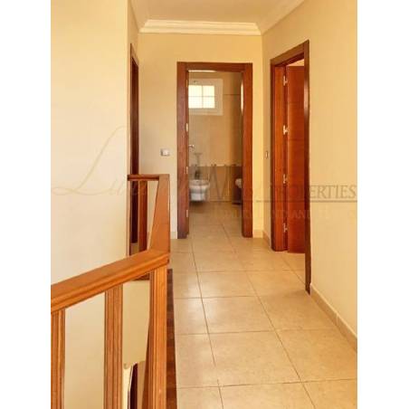 Sprzedaż - Nieruchomości - Dom / Apartament - Avenida San Francisco 2