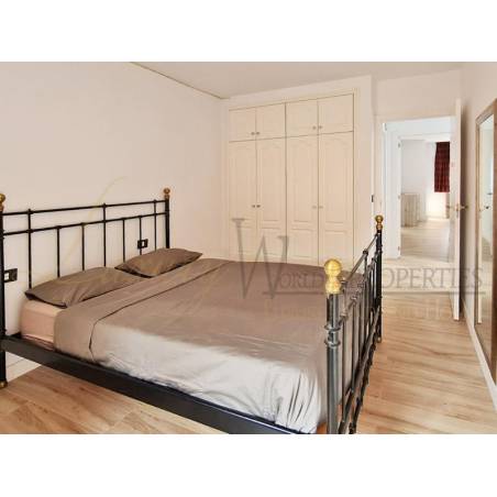 Sprzedaż - Nieruchomości - Dom / Apartament - Calle Extremadura 2