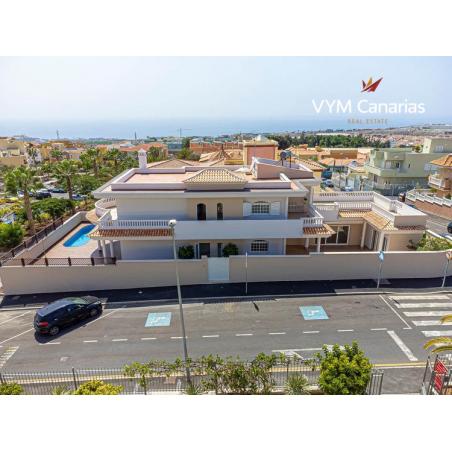 Sprzedaż - Nieruchomości - Dom / Willa - Adeje-Los Olivos 1