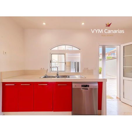 Sprzedaż - Nieruchomości - Dom / Willa - Adeje-Los Olivos 1