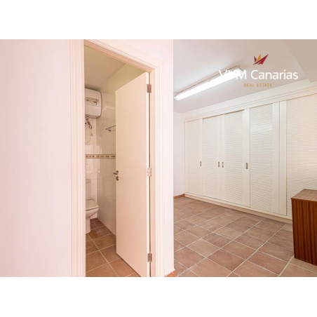 Sprzedaż - Nieruchomości - Dom / Willa - Adeje-Los Olivos 1