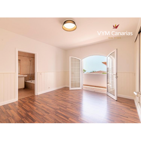 Sprzedaż - Nieruchomości - Dom / Willa - Adeje-Los Olivos 1