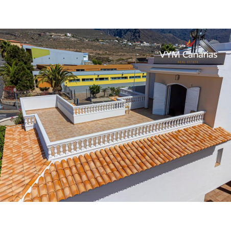 Sprzedaż - Nieruchomości - Dom / Willa - Adeje-Los Olivos 1