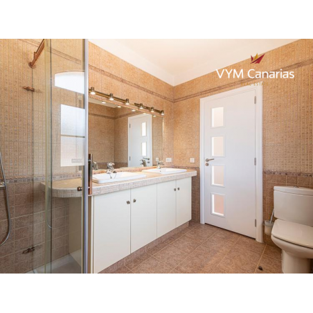 Sprzedaż - Nieruchomości - Dom / Willa - Adeje-Los Olivos 1