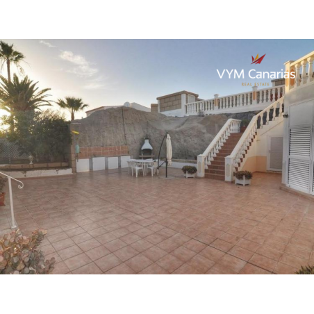 Sprzedaż - Nieruchomości - Dom / Willa - La Mareta 2