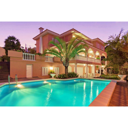 Sprzedaż - Nieruchomości - Villa - Santa Cruz de Tenerife 1