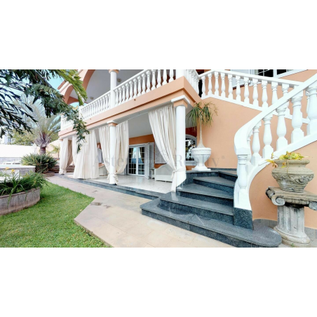 Sprzedaż - Nieruchomości - Villa - Santa Cruz de Tenerife 1